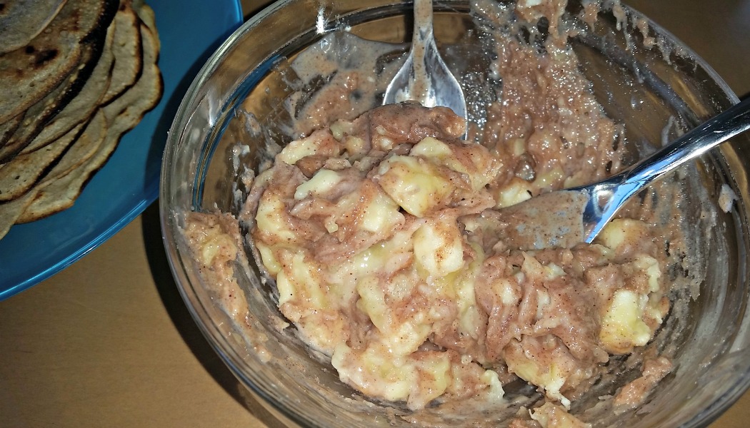 палачинки със суров пълнеж